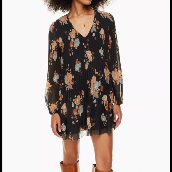 Wilfred Daydreamer V-Neck Dress  Black/ Maplewood - Picture 1 of 10